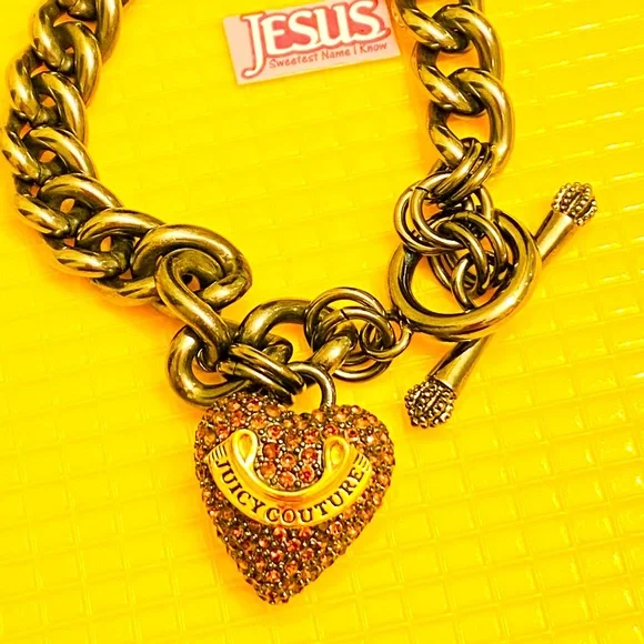 💰SOLD💰NWOT Juicy Couture Gunmetal tone Heart charm Bracelet - Picture 4 of 8